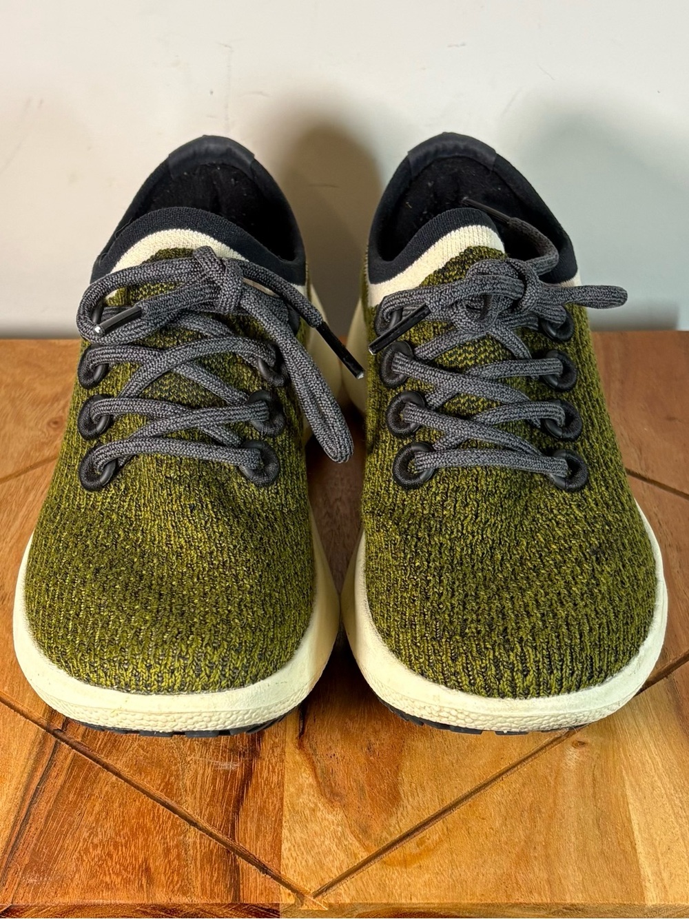 Allbirds Tree Dasher 2 sneakers in chasm green with a stony cream sole W6